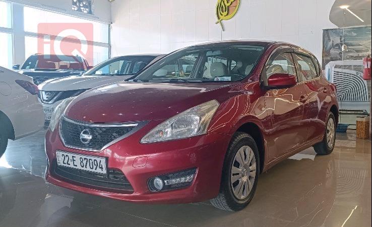 Nissan Tiida
